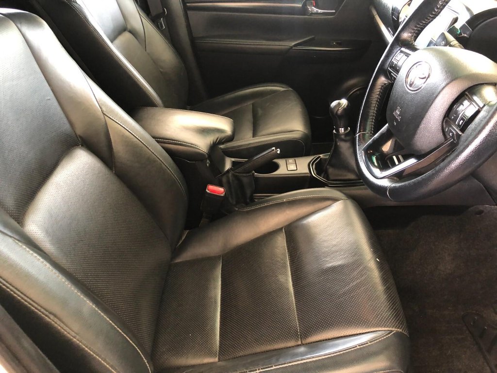 Used Toyota Hilux 2019 for sale - 77258356: Photo 30