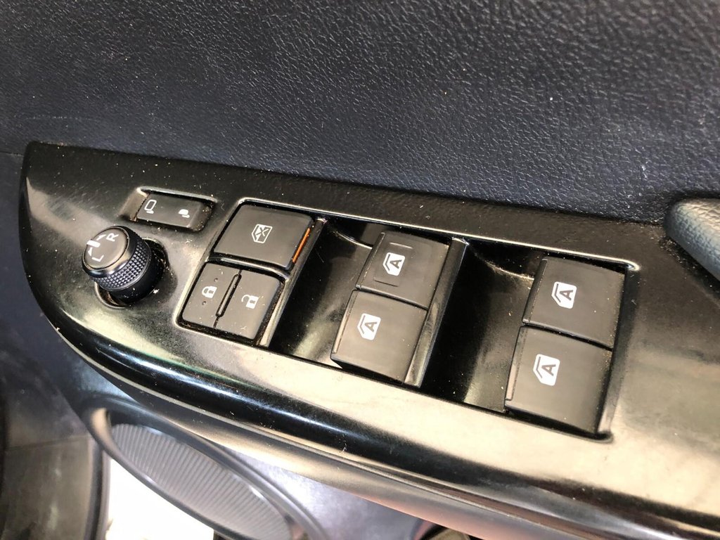 Used Toyota Hilux 2019 for sale - 77258356: Photo 35