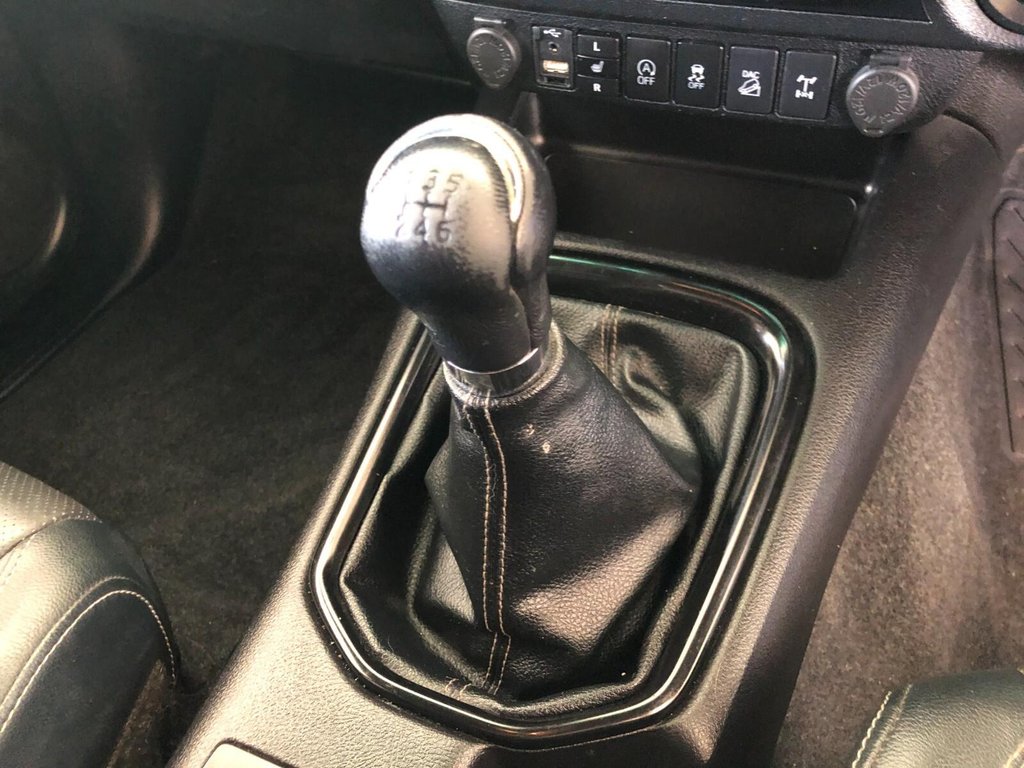 Used Toyota Hilux 2019 for sale - 77258356: Photo 44