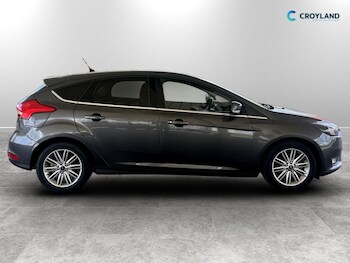 Used Ford Focus 2017 for sale - 78458053: Photo