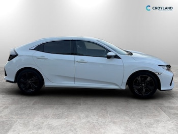 Used Honda Civic 2017 for sale - 79384728: Photo