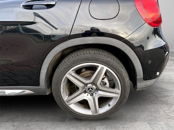 Used Mercedes-Benz GLA 2018 for sale - 78624179: Photo