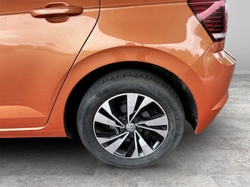 Used Volkswagen Polo 2018 for sale - 78364068: Photo