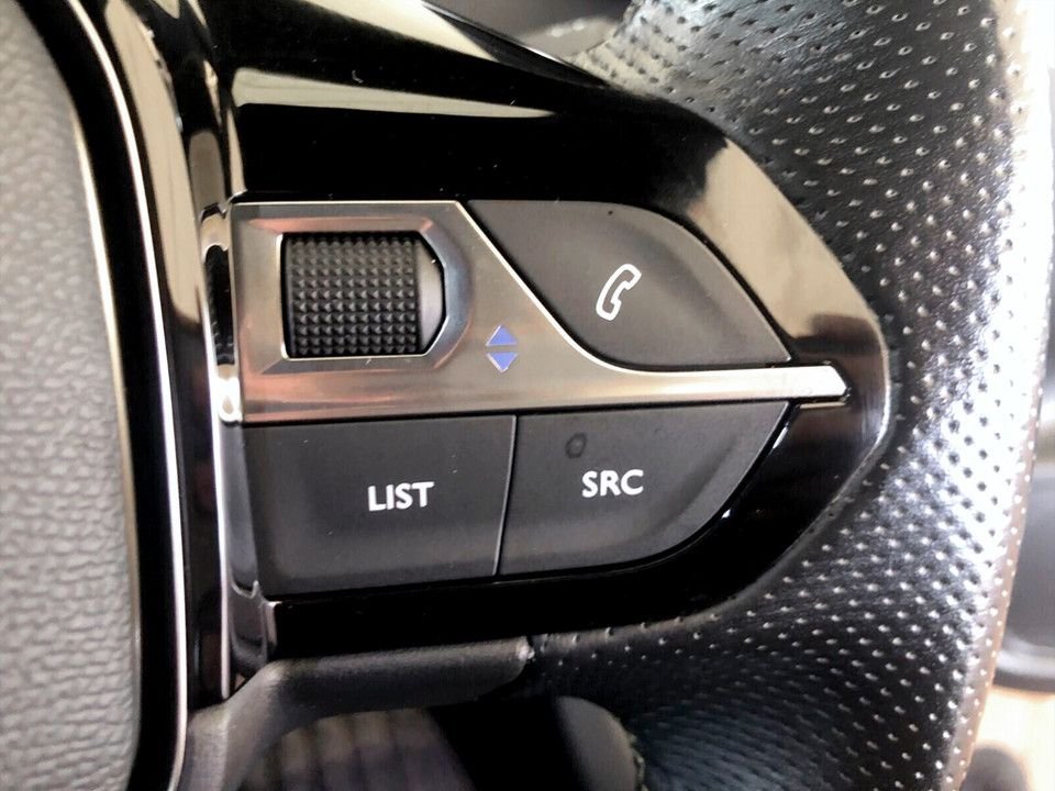 Used Peugeot 208 2022 for sale - 77258236: Photo 14