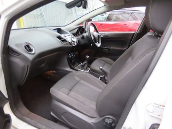 Used Ford Fiesta 2017 for sale - 77437056: Photo