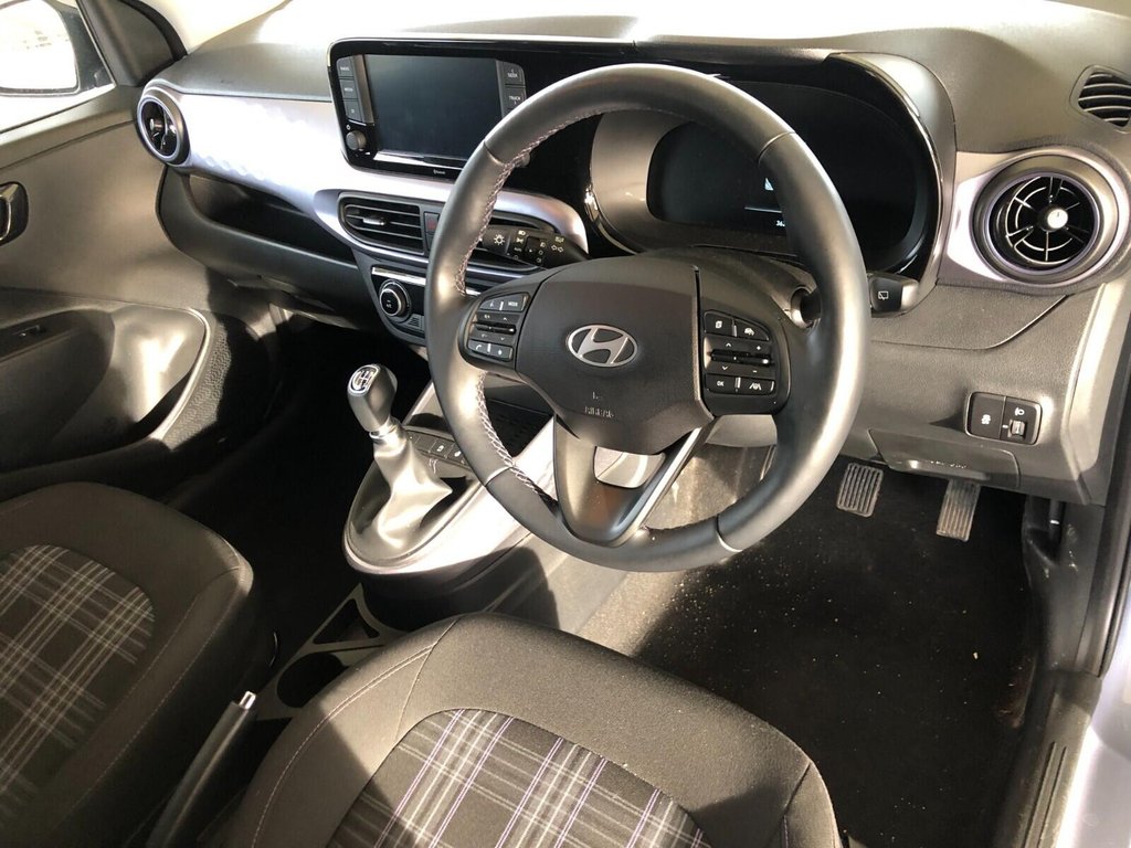 Used Hyundai i10 2023 for sale - 77258238: Photo 5