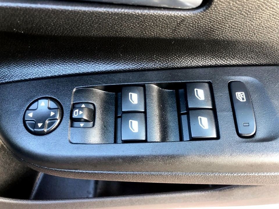 Used Vauxhall Corsa 2023 for sale - 77258297: Photo 17