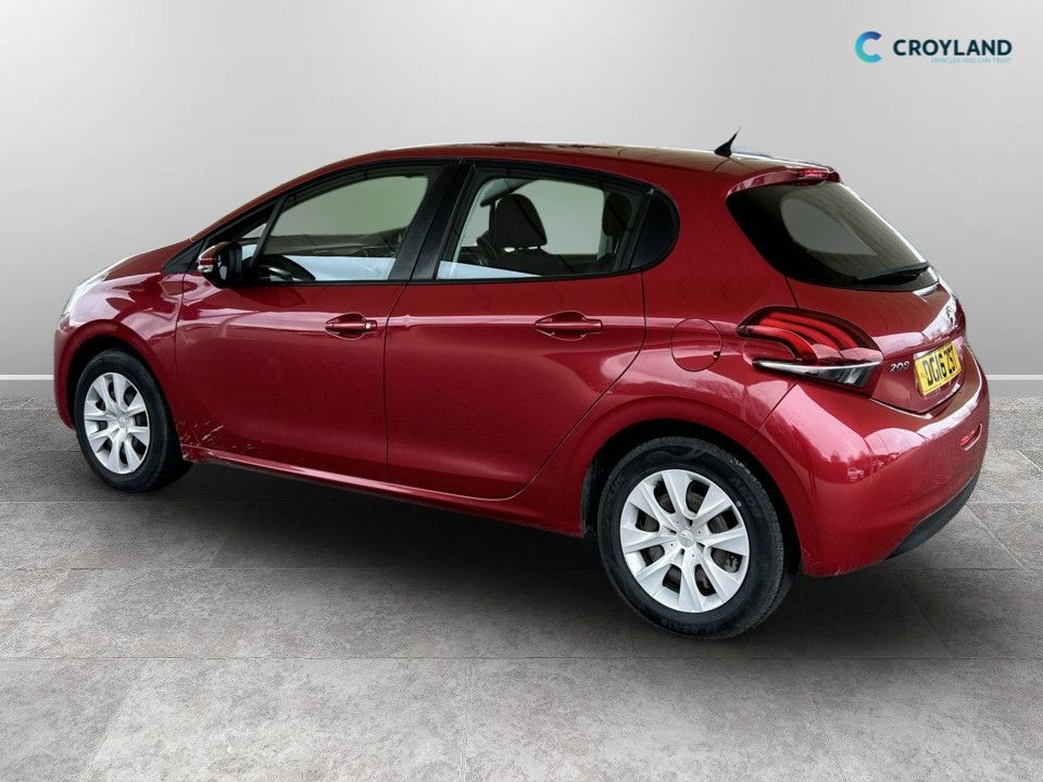 Used Peugeot 208 2016 for sale - 77565403: Photo 3