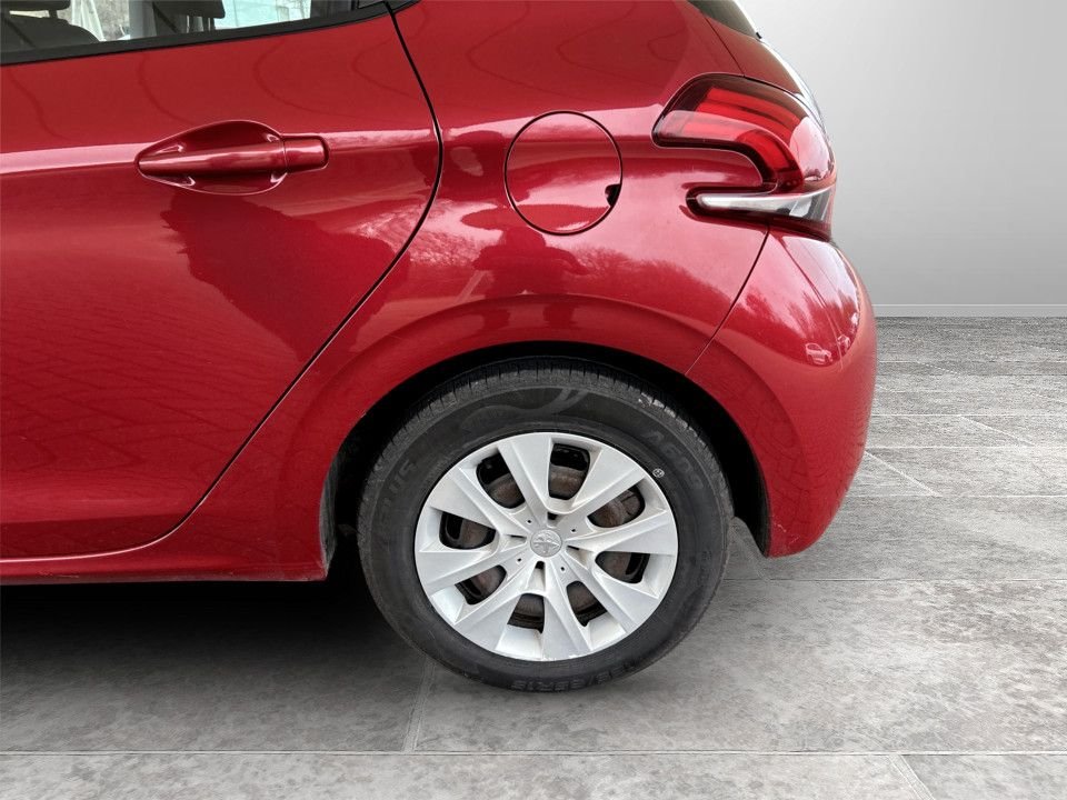 Used Peugeot 208 2016 for sale - 77565403: Photo 4