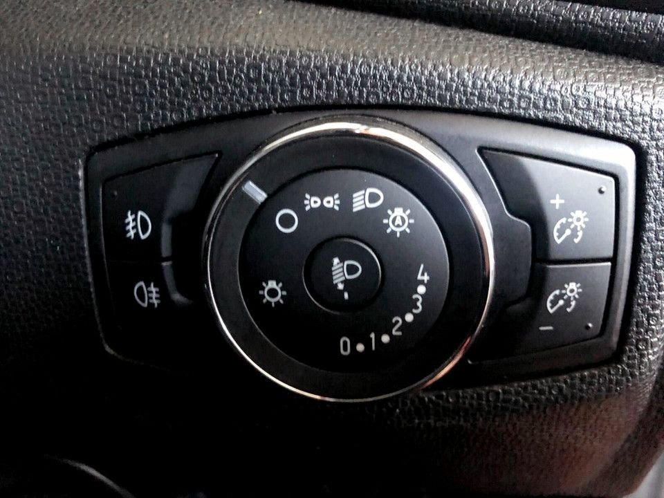 Used Ford Ecosport 2018 for sale - 77258304: Photo 18