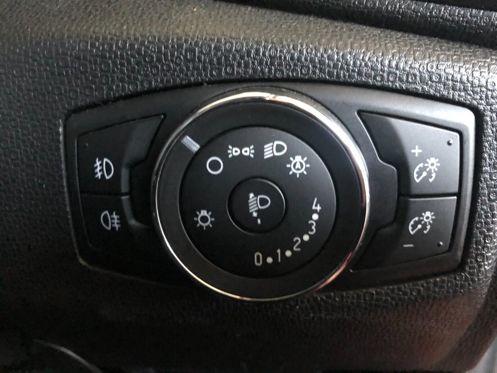 Used Ford Ecosport 2018 for sale - 77258304: Photo 29