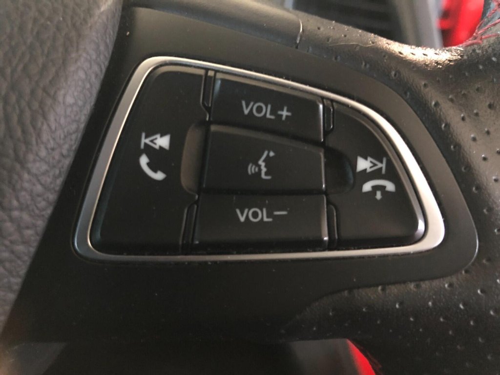 Used Ford Ecosport 2018 for sale - 77258304: Photo 32