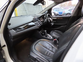 Used BMW 2 Series 2017 for sale - 77437034: Photo