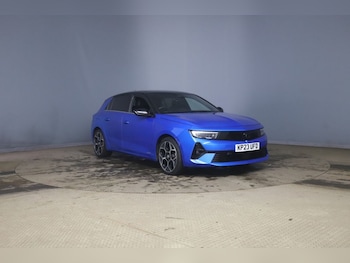 2023 (23) - 1.6 12.4kWh Ultimate Hatchback 5dr Petrol Plug-in Hybrid Auto Euro 6 (s/s)