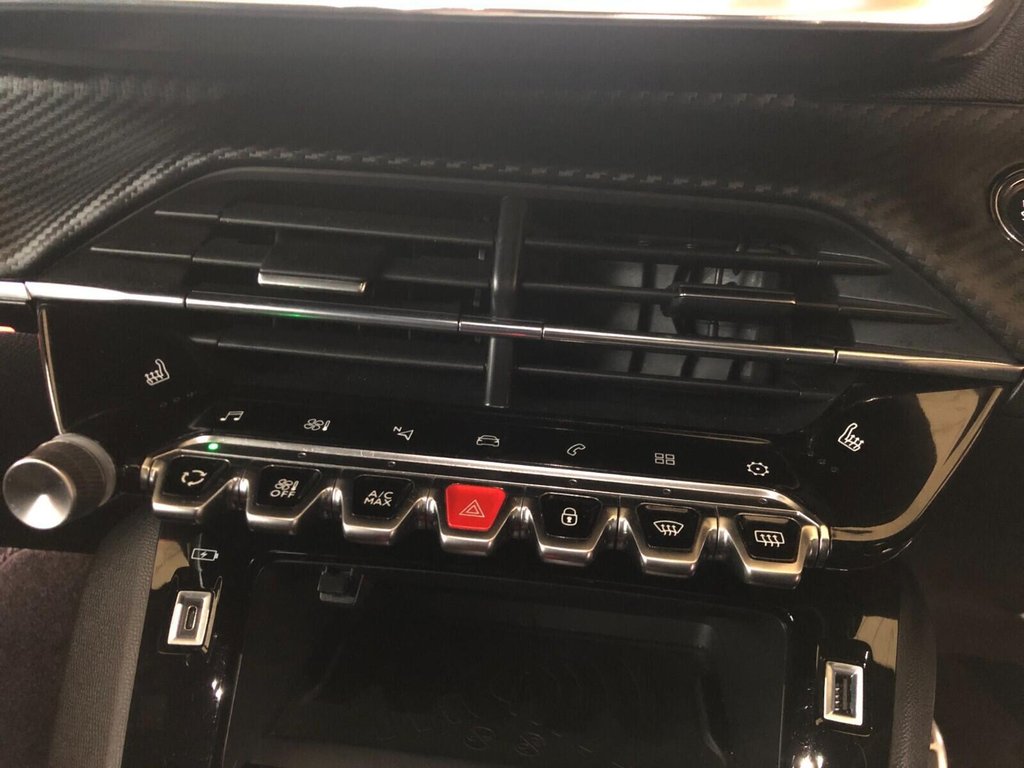 Used Peugeot 2008 2020 for sale - 77258294: Photo 29