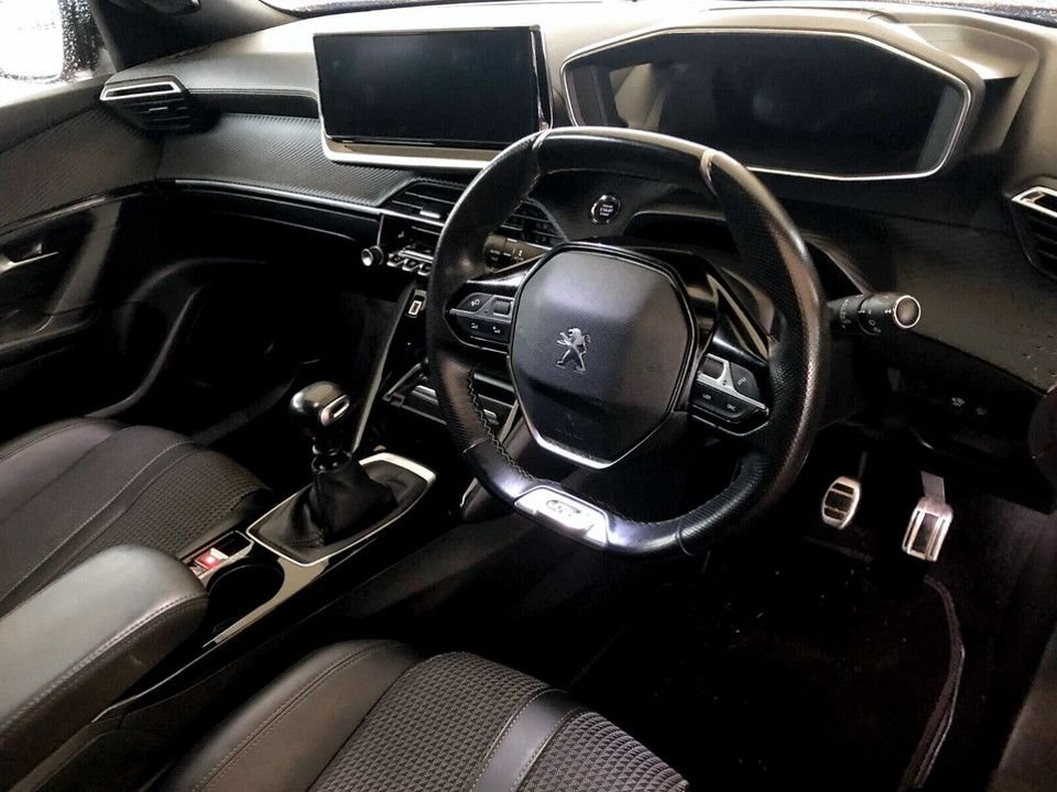 Used Peugeot 2008 2020 for sale - 77258294: Photo 8