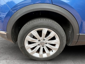 Used Volkswagen T-Roc 2018 for sale - 78598092: Photo
