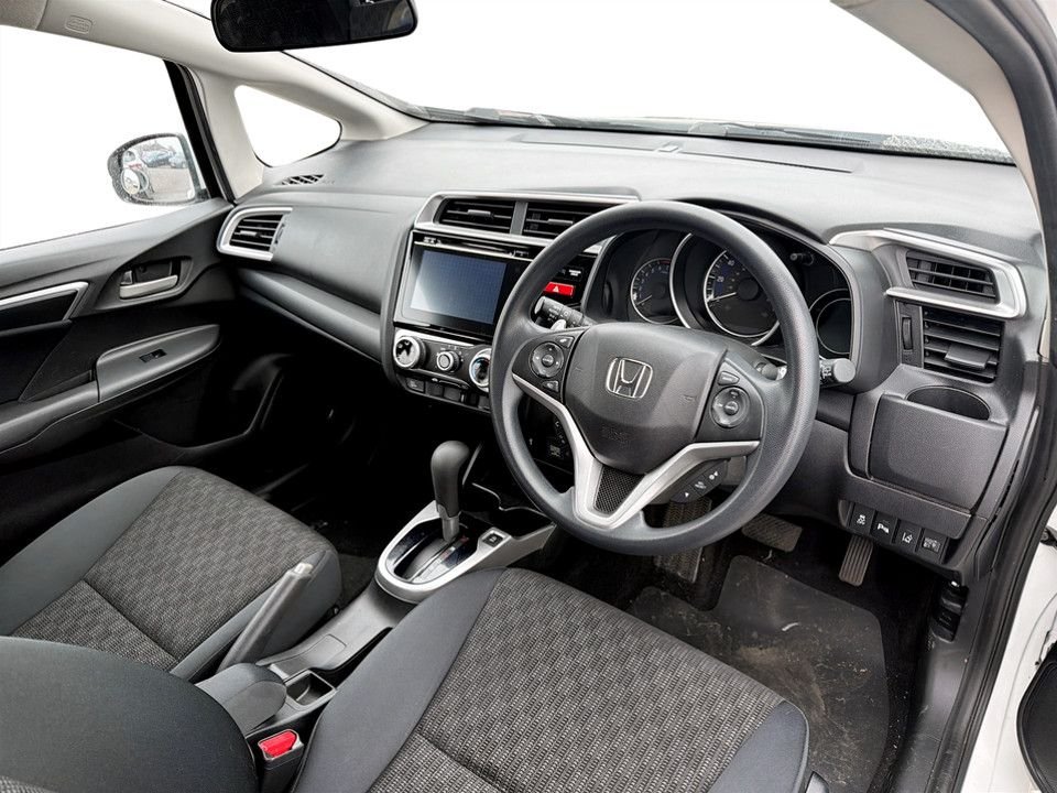 Used Honda Jazz 2015 for sale - 78044260: Photo 5