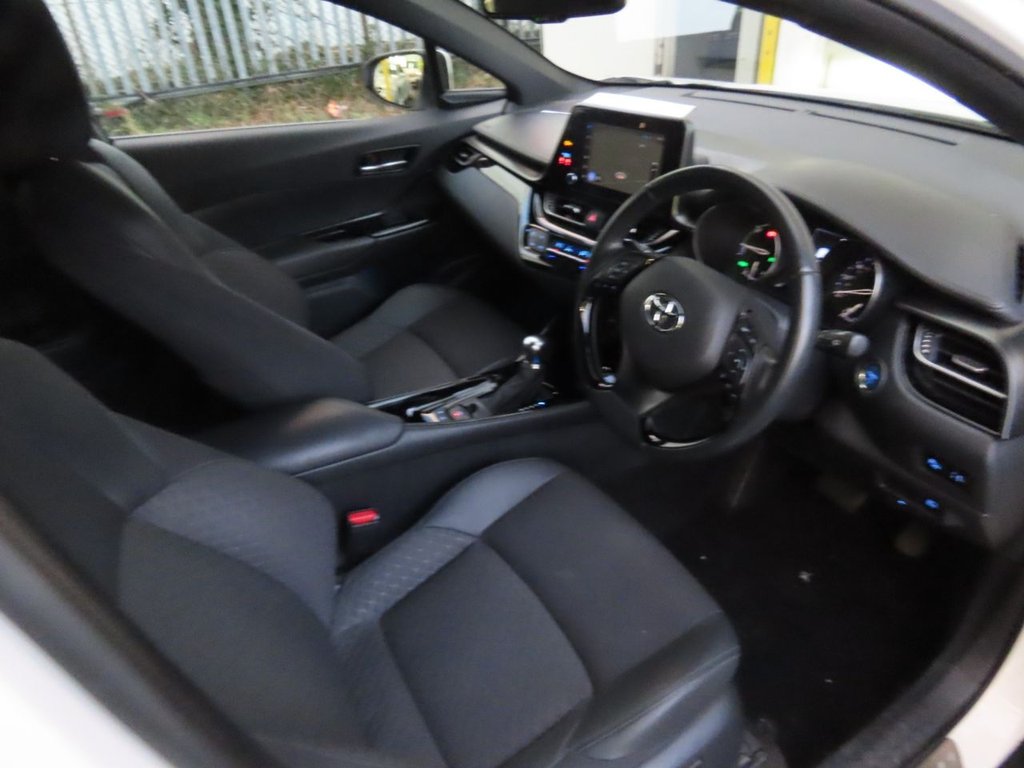 Used Toyota C-HR 2022 for sale - 77319448: Photo 25