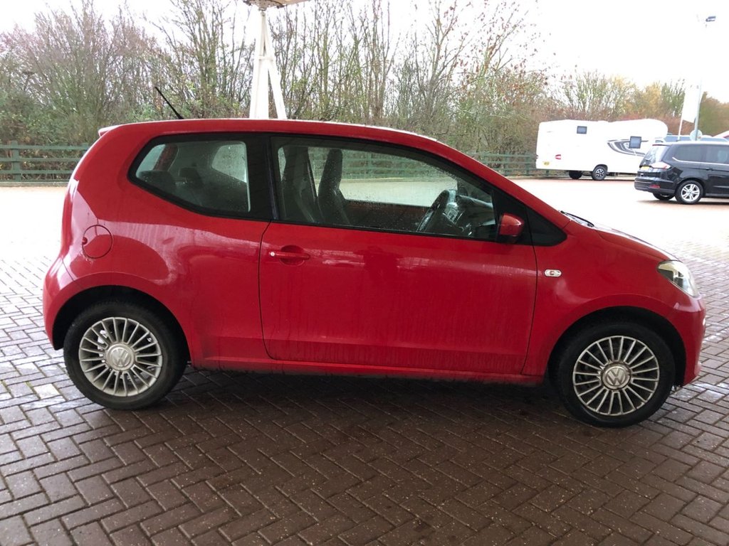 Used Volkswagen up! 2014 for sale - 77327827: Photo 2