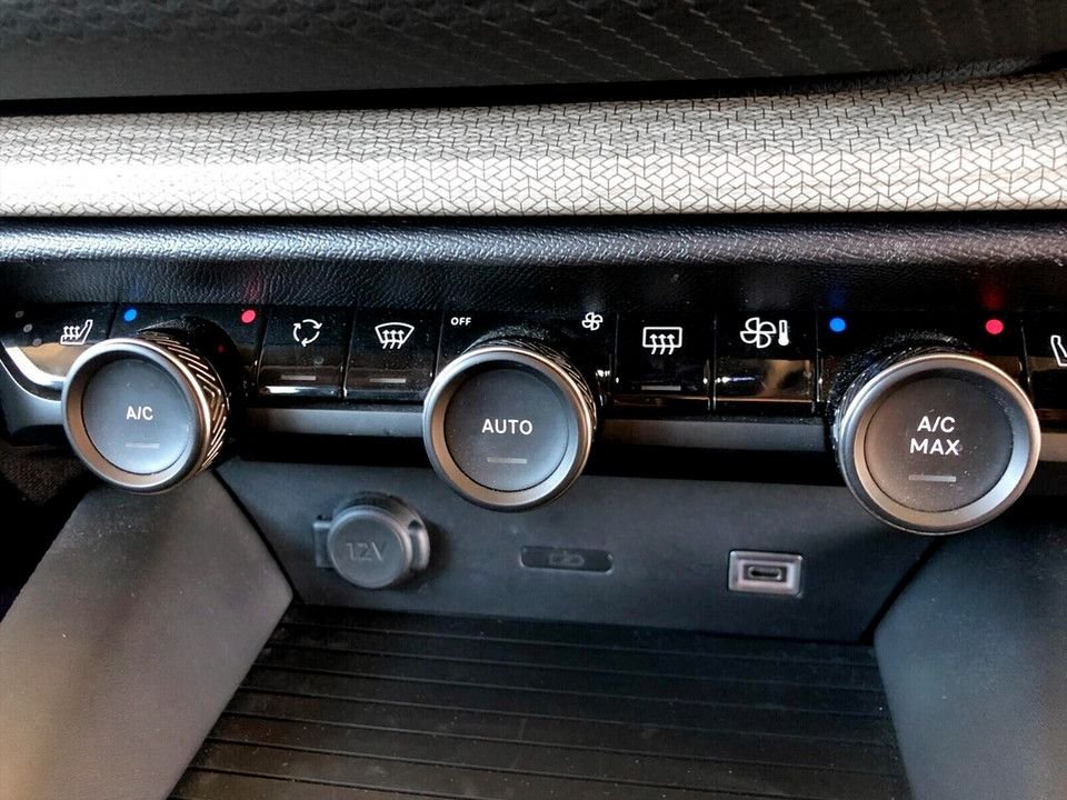 Used Citroen C5 X 2023 for sale - 77258323: Photo 19