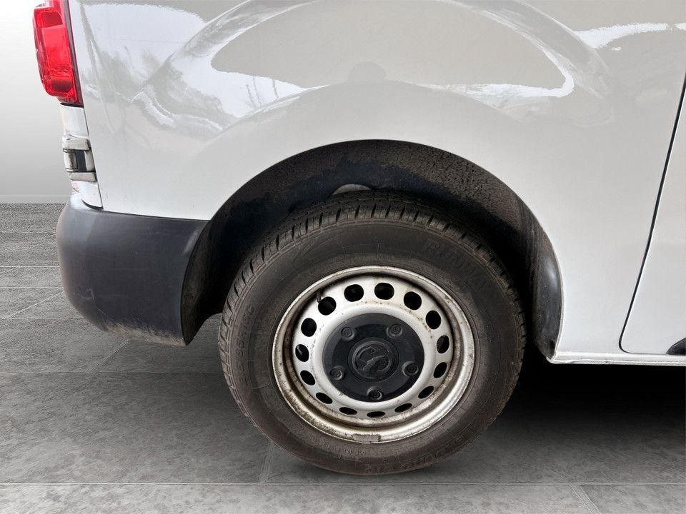 Used Vauxhall Vivaro 2023 for sale - 77421784: Photo 4