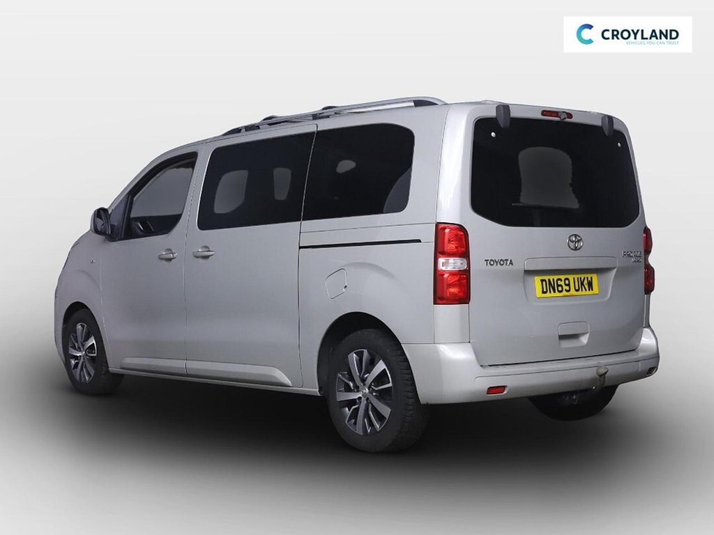 Used Toyota PROACE CITY Verso 2019 for sale - 77258237: Photo 2