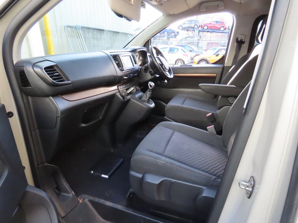 Used Toyota PROACE CITY Verso 2019 for sale - 77258237: Photo 3
