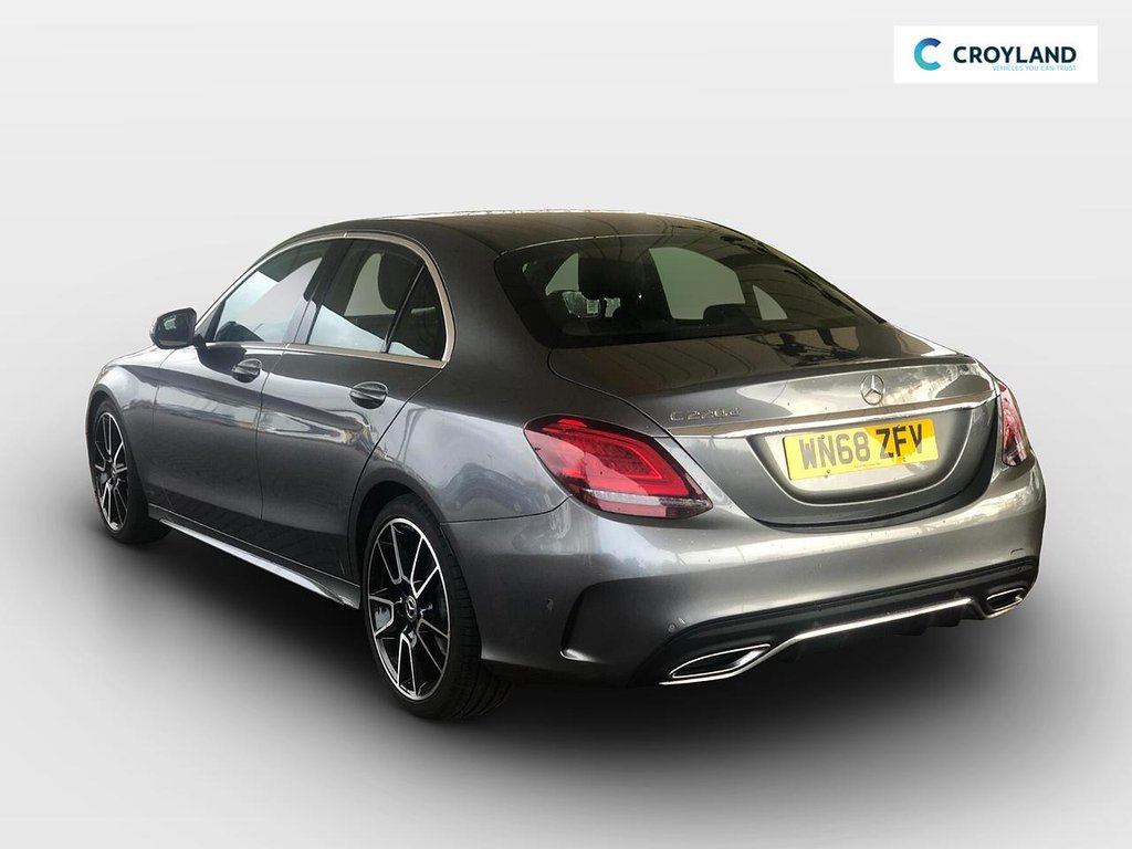 Used Mercedes-Benz C Class 2018 for sale - 77258212: Photo 4