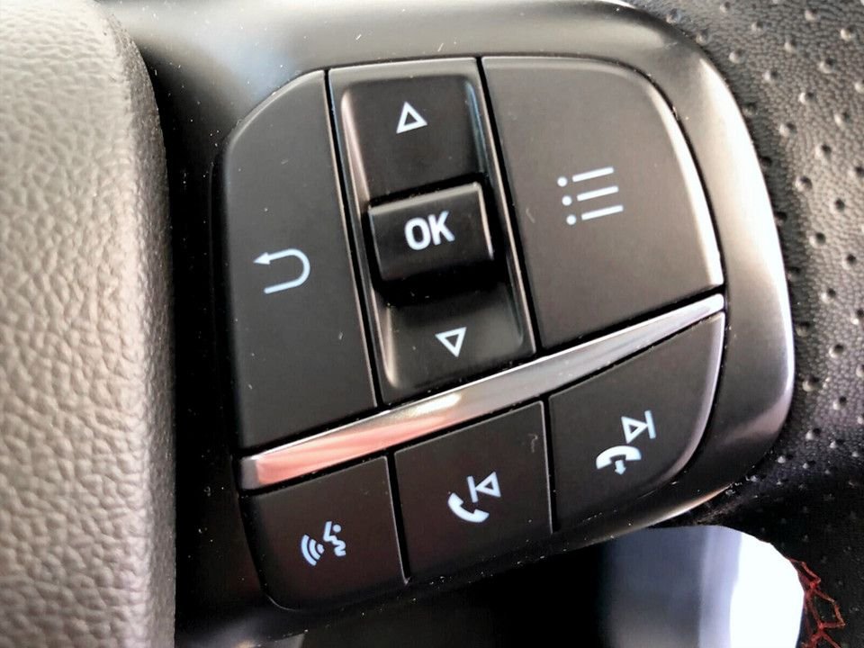 Used Ford Focus 2022 for sale - 77258327: Photo 16