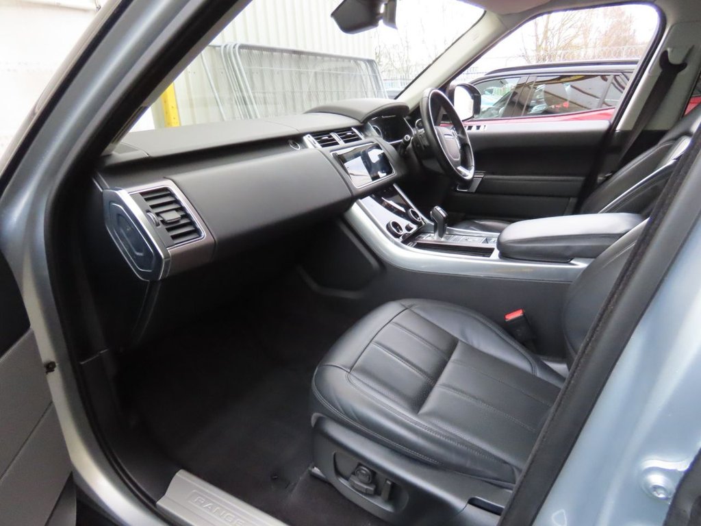 Used Land Rover Range Rover Sport 2019 for sale - 77826729: Photo 3