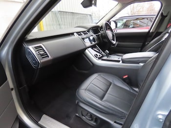 Used Land Rover Range Rover Sport 2019 for sale - 77826729: Photo