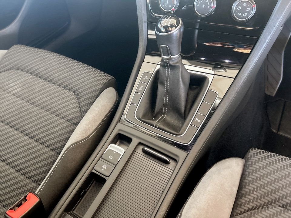 Used Volkswagen Golf 2019 for sale - 77258260: Photo 15