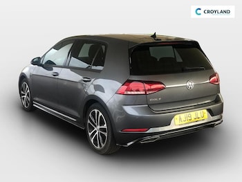 Used Volkswagen Golf 2019 for sale - 77258260: Photo