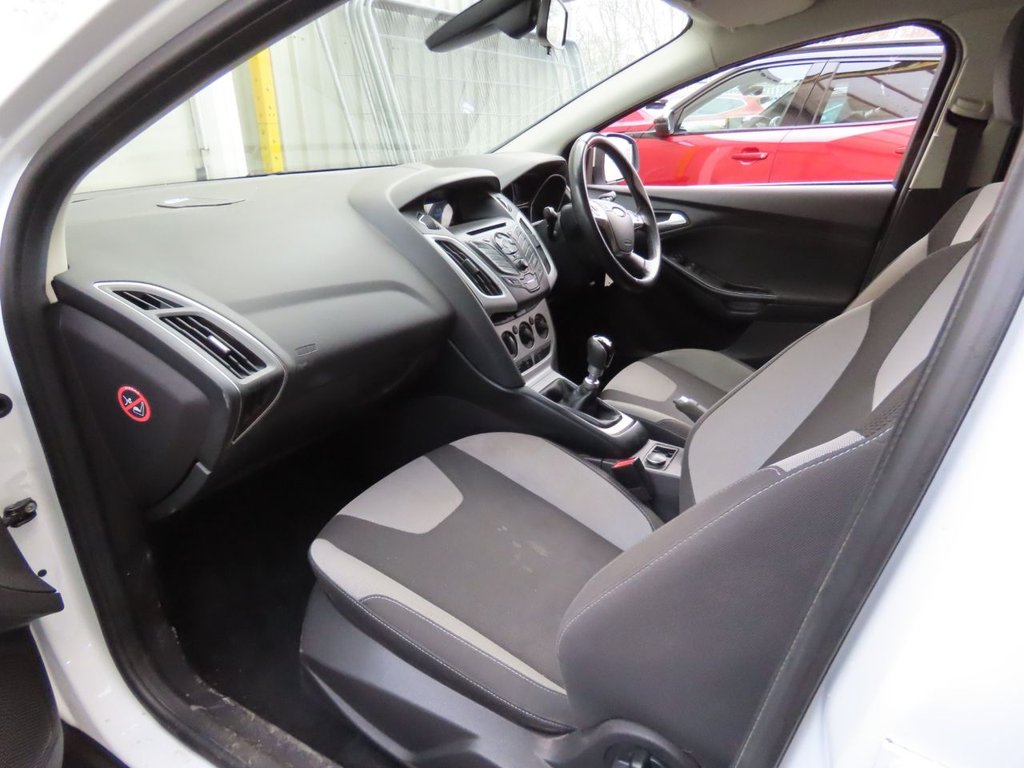 Used Ford Focus 2013 for sale - 77911020: Photo 3