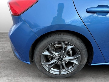 Used Ford Focus 2019 for sale - 78044160: Photo