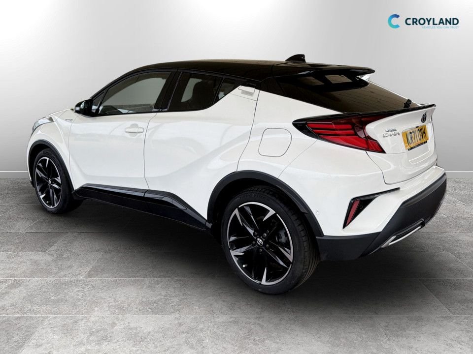 Used Toyota C-HR 2022 for sale - 77850215: Photo 3
