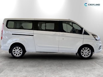 Used Ford Tourneo Custom 2022 for sale - 78110524: Photo