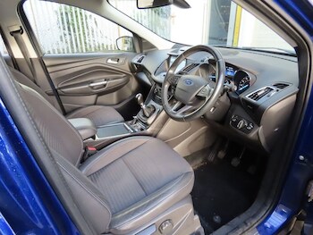 Used Ford Kuga 2017 for sale - 77280702: Photo