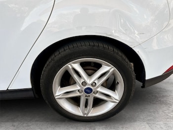 Used Ford Focus 2015 for sale - 78364247: Photo