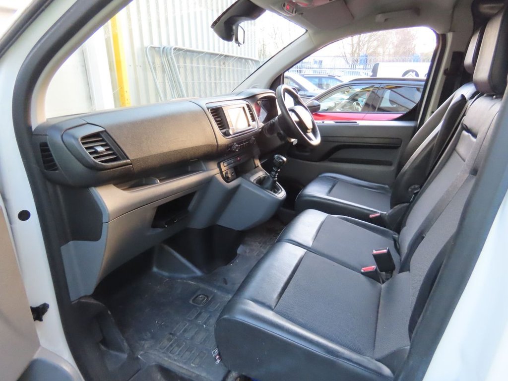 Used Vauxhall Vivaro 2019 for sale - 77437066: Photo 4