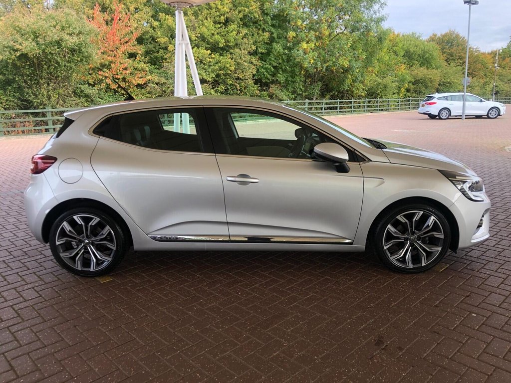 Used Renault Clio 2021 for sale - 77498487: Photo 24