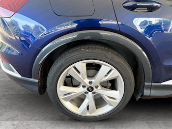 Used Audi Q4 e-tron 2023 for sale - 79375792: Photo