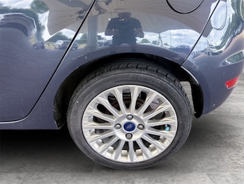 Used Ford Fiesta 2013 for sale - 78753935: Photo