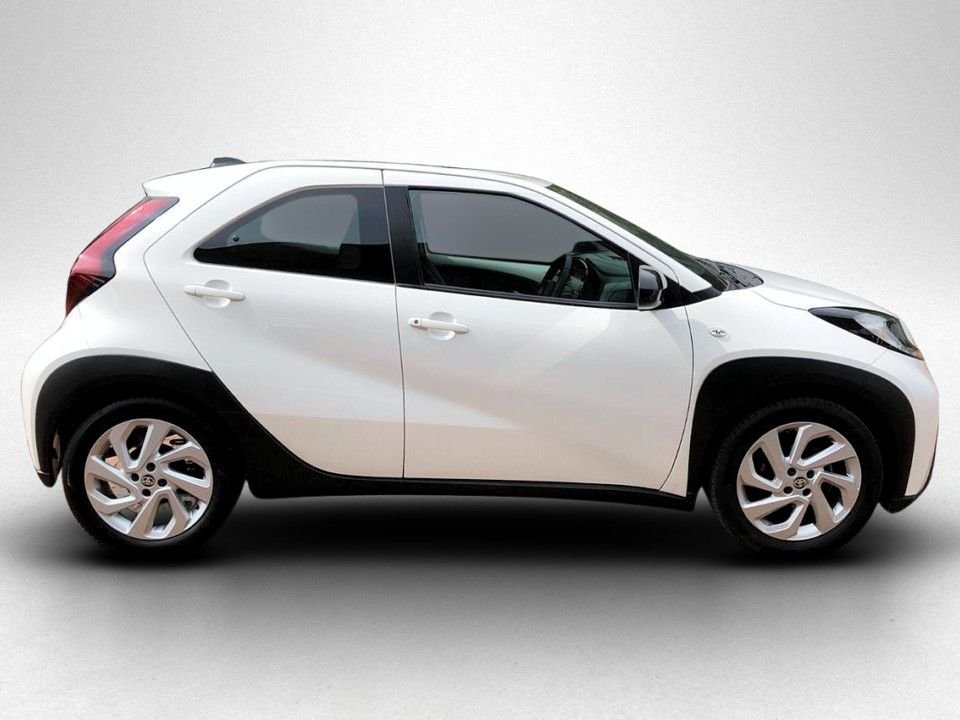 Used Toyota Aygo X 2022 for sale - 77258342: Photo 4