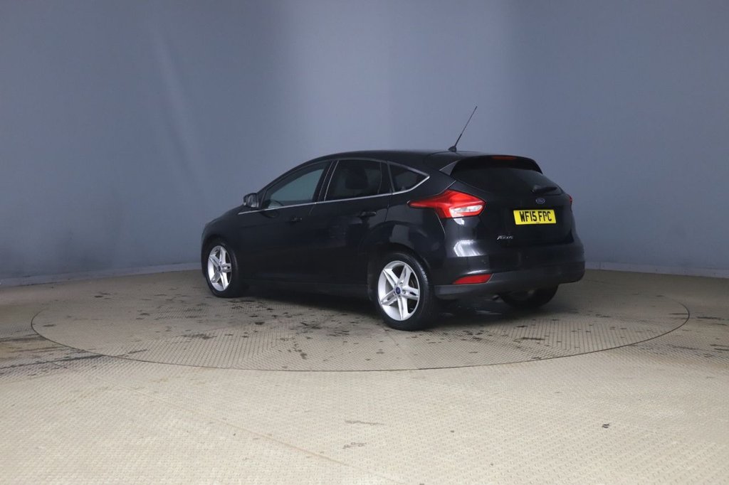 Used Ford Focus 2015 for sale - 77910987: Photo 2