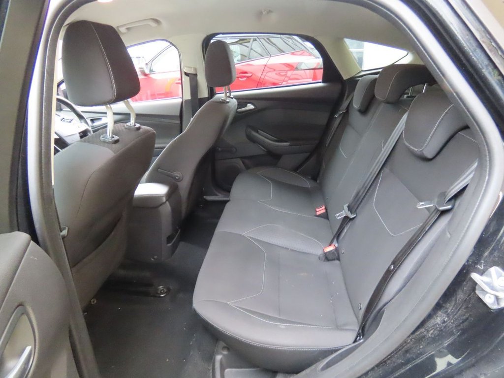Used Ford Focus 2015 for sale - 77910987: Photo 4