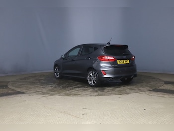 Used Ford Fiesta 2020 for sale - 77280704: Photo