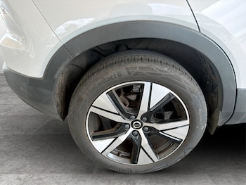 Used Volvo XC40 2021 for sale - 79370430: Photo