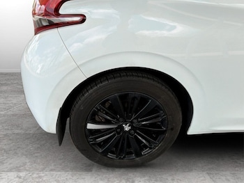 Used Peugeot 208 2018 for sale - 78145092: Photo